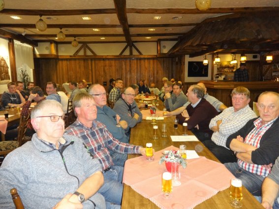 44 Mitglieder bei der Generalversammlung 44 Mitglieder bei der Generalversammlung