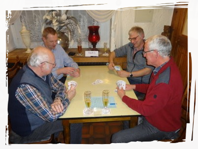 Spieltisch Spieltisch