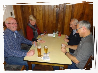 Spieltisch Spieltisch